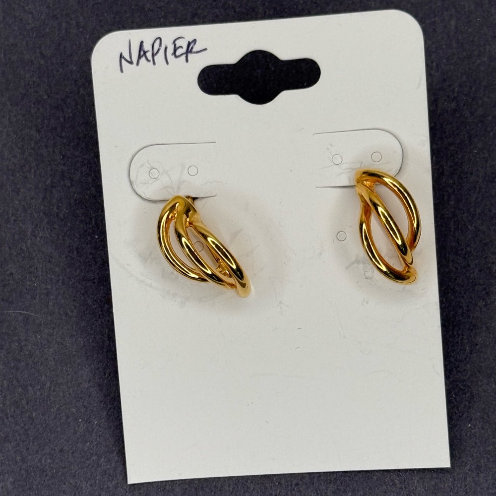 Vintage Napier Triple Hoop Earrings Gold Tone Screw Back 80s Statement Jewelry - Picture 5 of 6